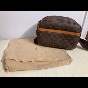 1️⃣2️⃣0️⃣0️⃣Louis Vuitton Reporter PM